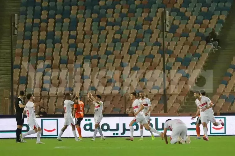 احتفال بأسلوب صلاح ونهاية حلم مهجور: أحدث لقطات مباراة الزمالك وفاركو