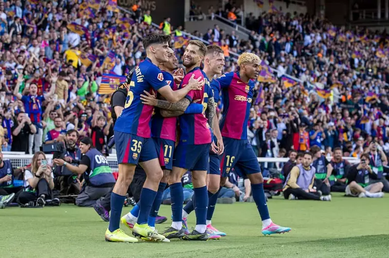 برشلونة يحدد موعد استئناف تدريباته استعداداً للموسم الجديد 2025-2026