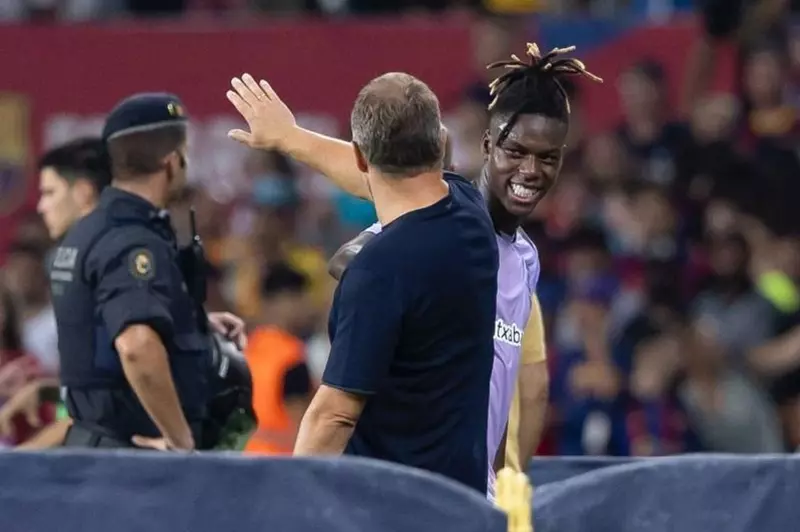 تعاون مميز: وكيل لاعبي برشلونة يلتقي ديكو لاستكشاف إمكانية ضم نيكو ويليامز