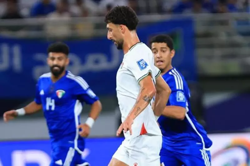 وسام أبو علي يقود منتخب فلسطين إلى انتصار مثير على الكويت ويعزز آماله في ملحق كأس العالم (فيديو)